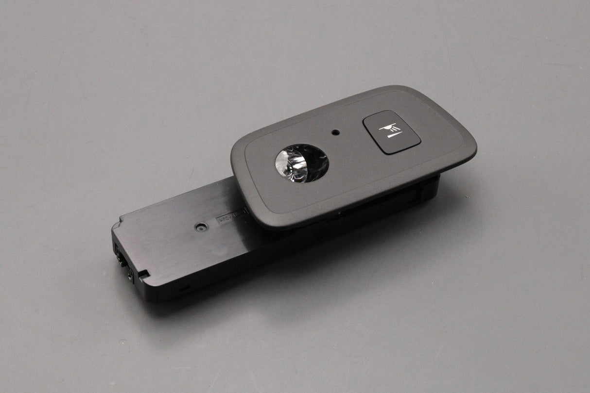 Volvo interior reading light (right) 32408346