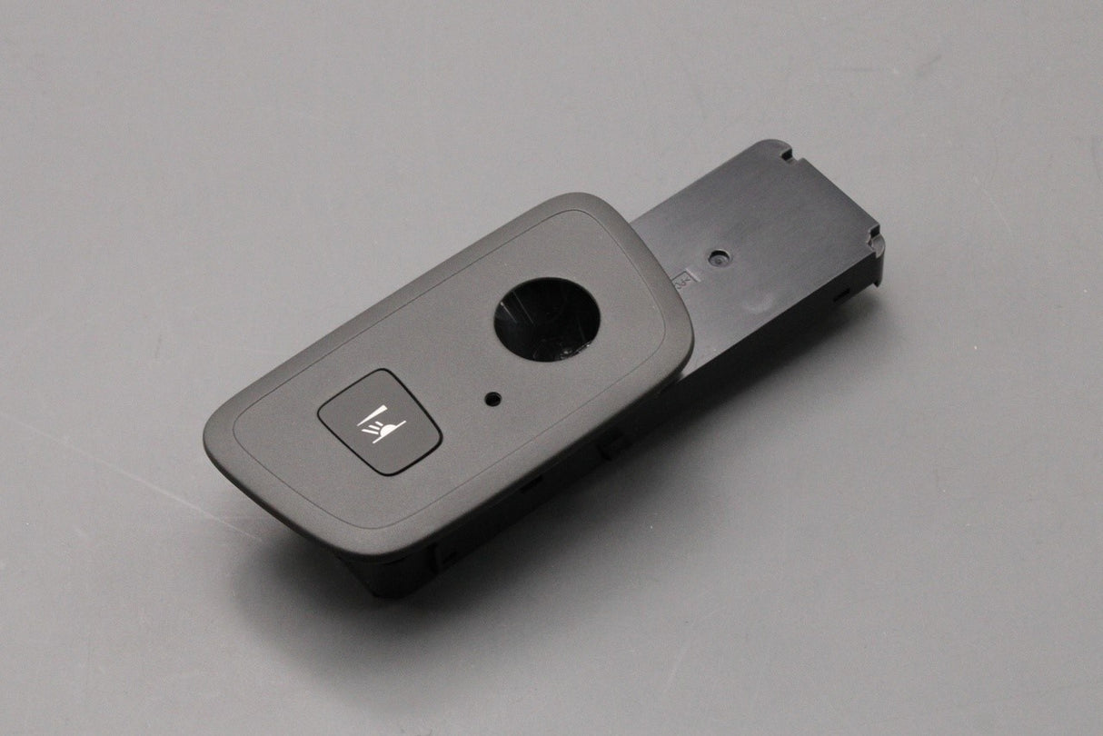 Volvo interior reading light (right) 32408346