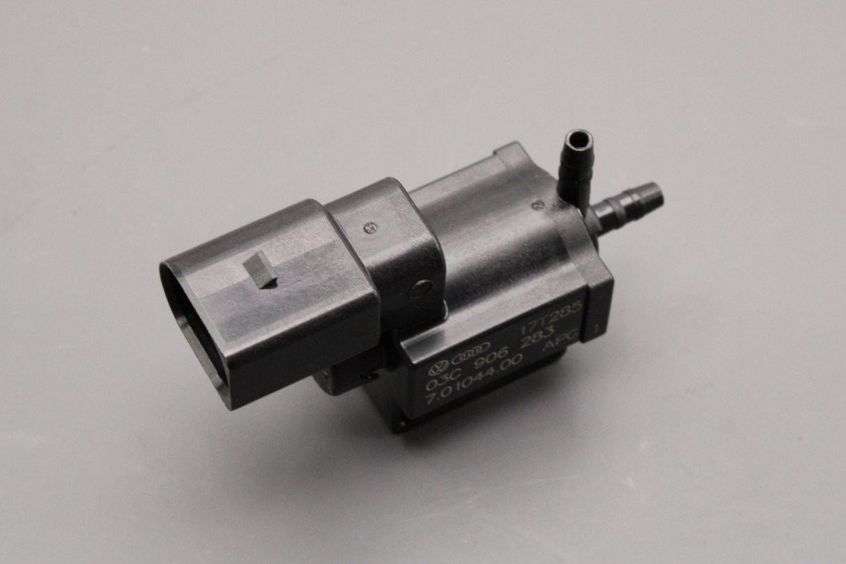 VW Golf MK5 Tiguan Touran 06-11 1.4 TSI boot pressure solenoid 03C906283