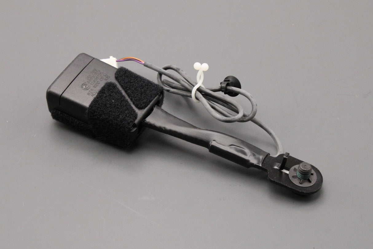 BMW MINI 2013-on seat belt buckle (front) 72117313299