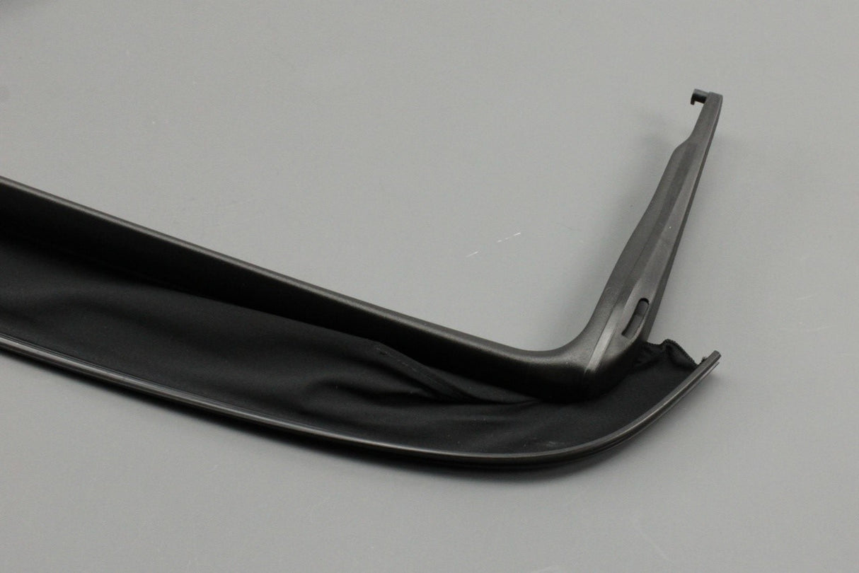 VW Arteon Passat Skoda panoramic roof wind deflector (saloon) 3G5877651