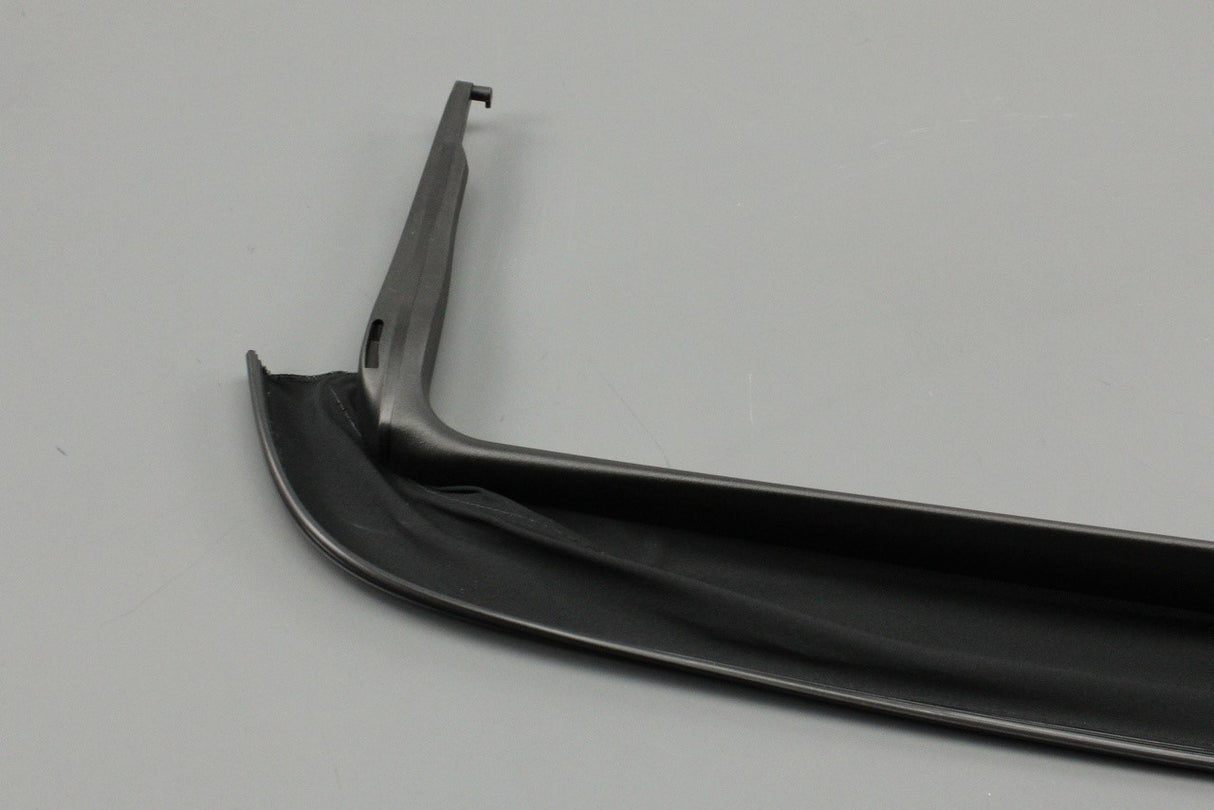VW Arteon Passat Skoda panoramic roof wind deflector (saloon) 3G5877651