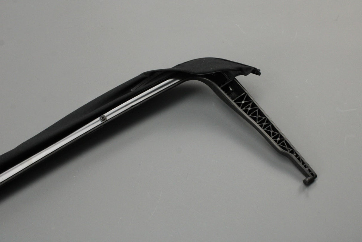 VW Arteon Passat Skoda panoramic roof wind deflector (saloon) 3G5877651