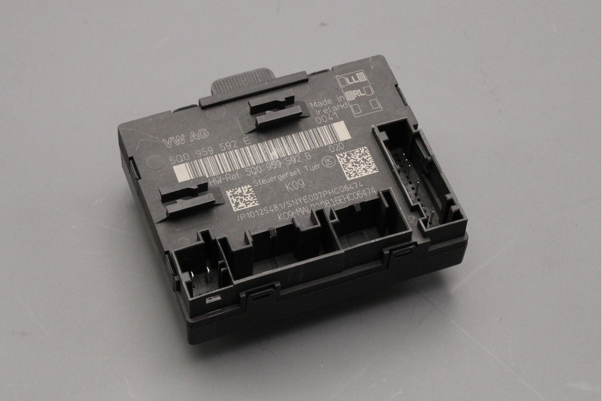 VW Golf Tiguan Audi A3 TT RS3 door control unit (left) 5Q0959592E Z0A, view 1
