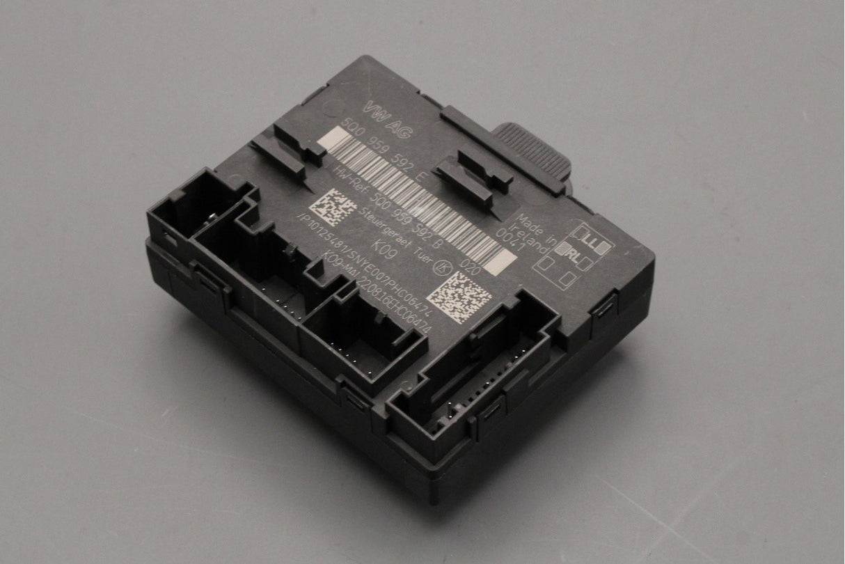 VW Golf Tiguan Audi A3 TT RS3 door control unit (left) 5Q0959592E Z0A