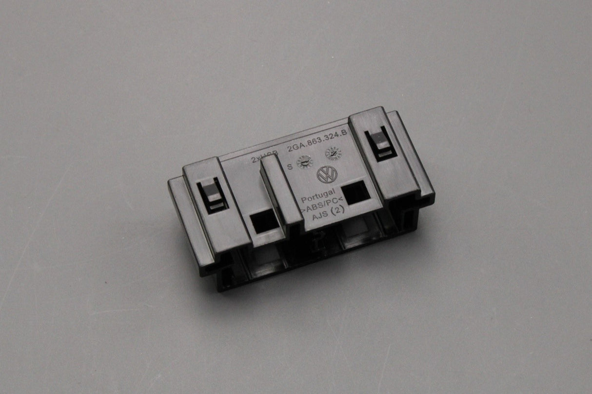 VW T-Roc 2018-on T-Cross 2019-on double USB-A socket hub 2GA863324B WGI
