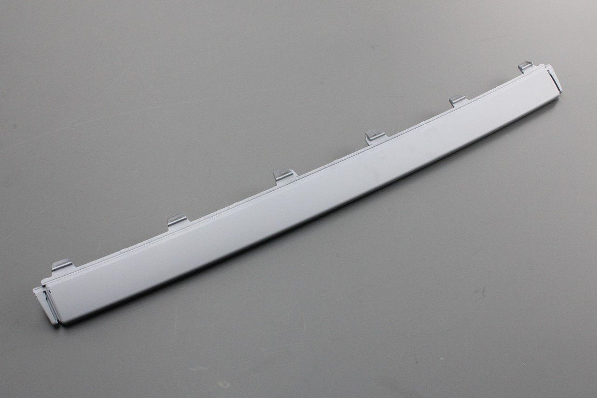 VW Tiguan 2016-on centre vent grille trim (front) 5NA853211F GRU
