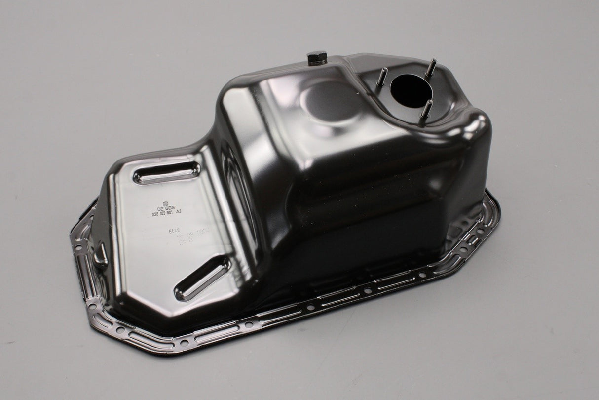VW Golf Polo Skoda Fabia SEAT Ibiza 2004-15 1.4L oil sump 036103601AM