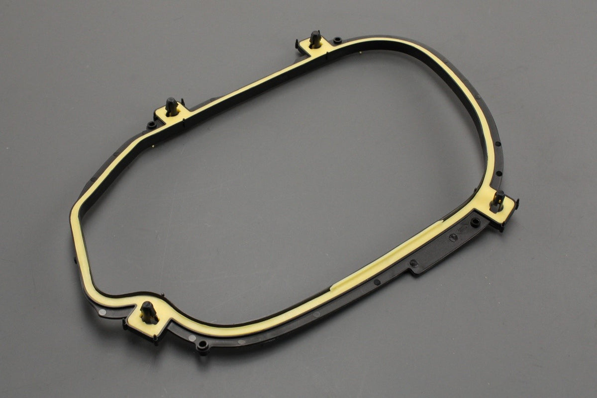 Land Rover Discovery Sport 2015-on fuel filler door gasket LR128479, view 1
