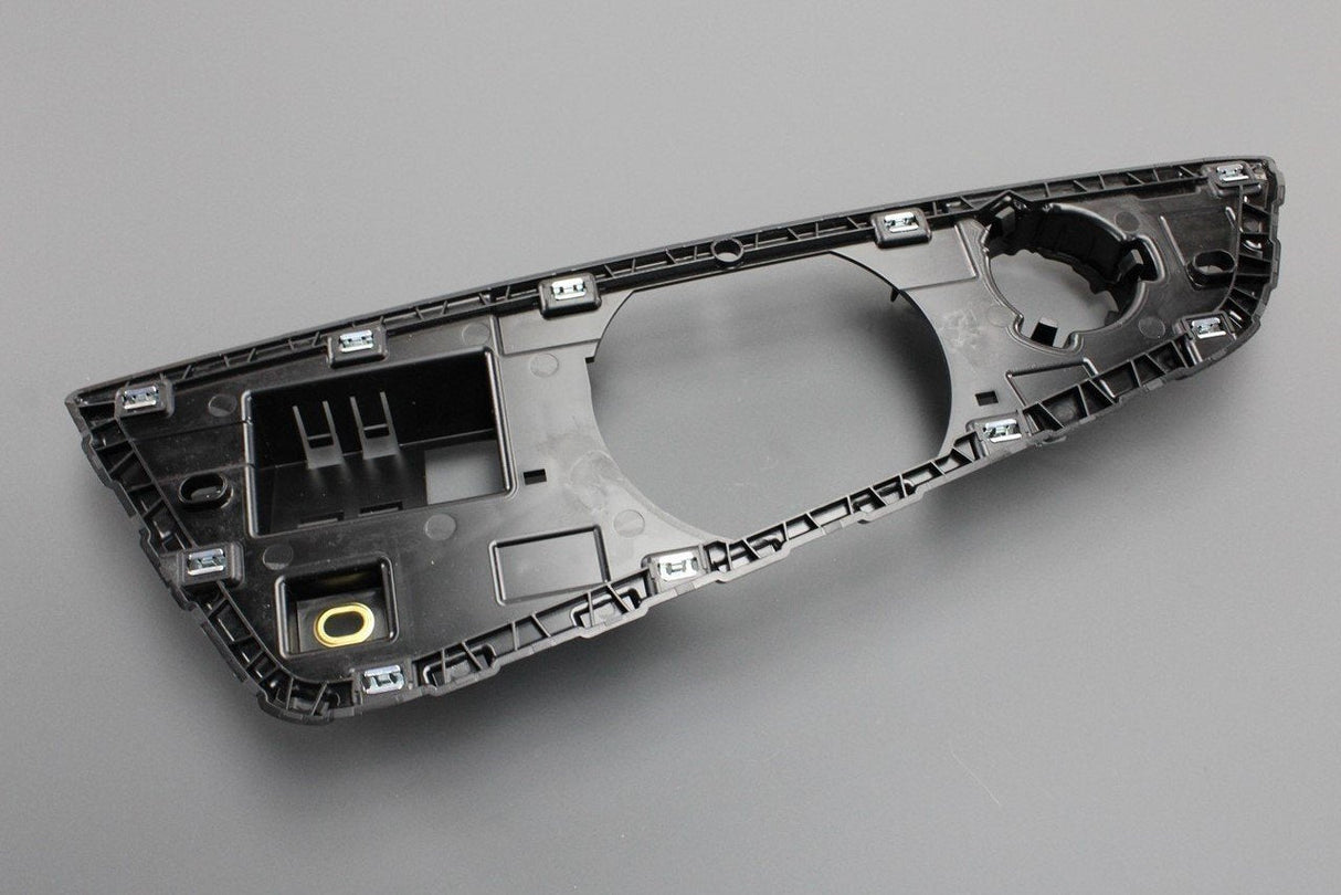 Audi Q7 Q8 RSQ8 carrier for loudspeaker trim dashboard 4M8857736C