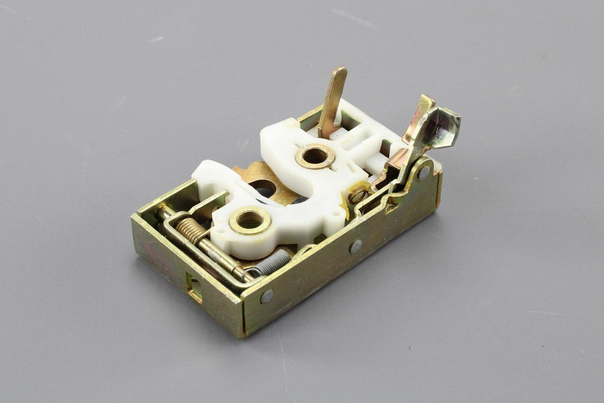 VW Golf MK2 Jetta Scirocco left front door lock RHD 322837015