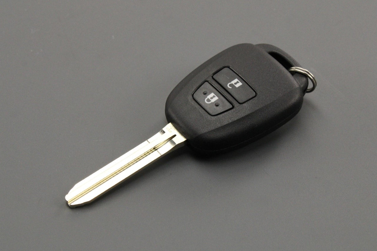 Toyota RAV4 Land Cruiser 2007-on key fob transmitter 89070-42E50, view 1