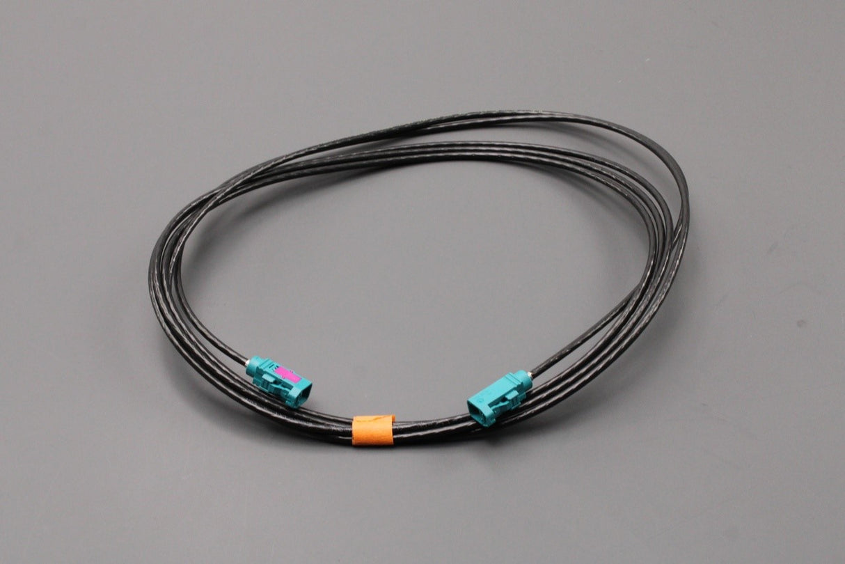 VW ID.Buzz Audi Q3 Skoda SEAT aerial connection wire (3000mm) 000098654