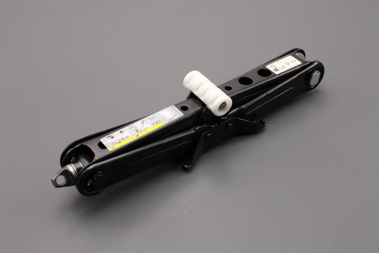 Audi A8 S8 2018-on  A4 S4 2016-2025 spare wheel tool kit jack 8W0011031G
