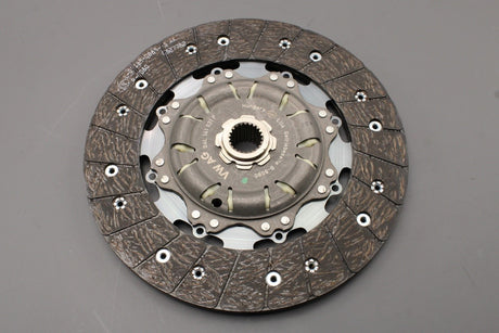 VW Golf MK7 MK7.5 Audi A3 8V Skoda SEAT 2.0TDI clutch kit 04L141015Q