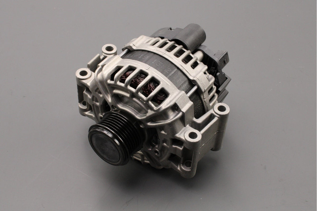 Audi A4 B8 2010-16 A5 2012-17 Q5 1.8 2.0 alternator (petrol) 06H903018PX, view 1