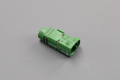 VW Arteon 2017-on a-piller c-pillar female aerial connector 6Q0035576D