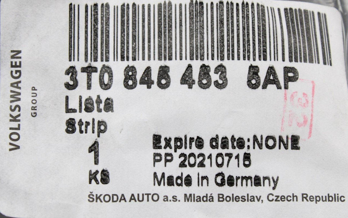 Skoda Superb 3T 2008-15 windscreen side seal strip (left) 3T0845453 5AP