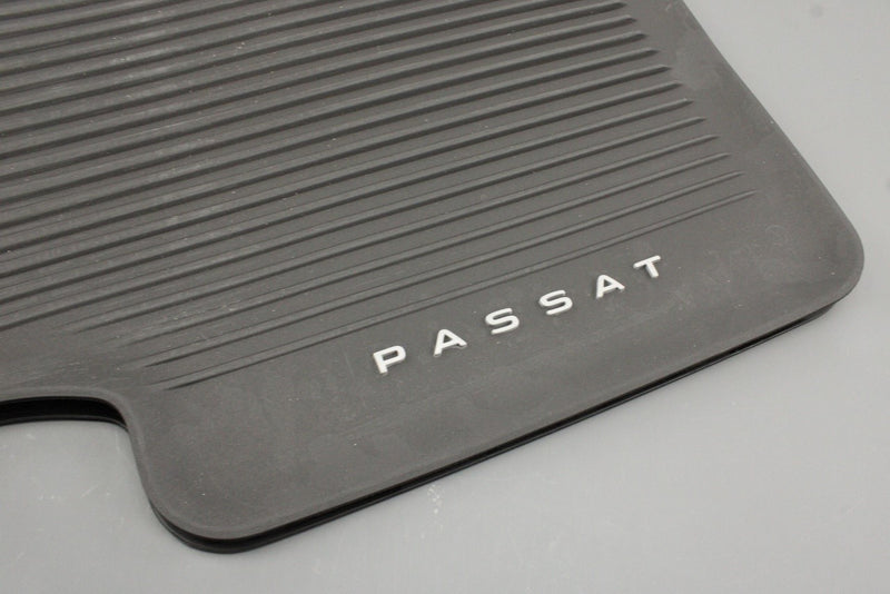 VW Passat 24-on rubber floor mats set (front & rear) 3J2061502 82V