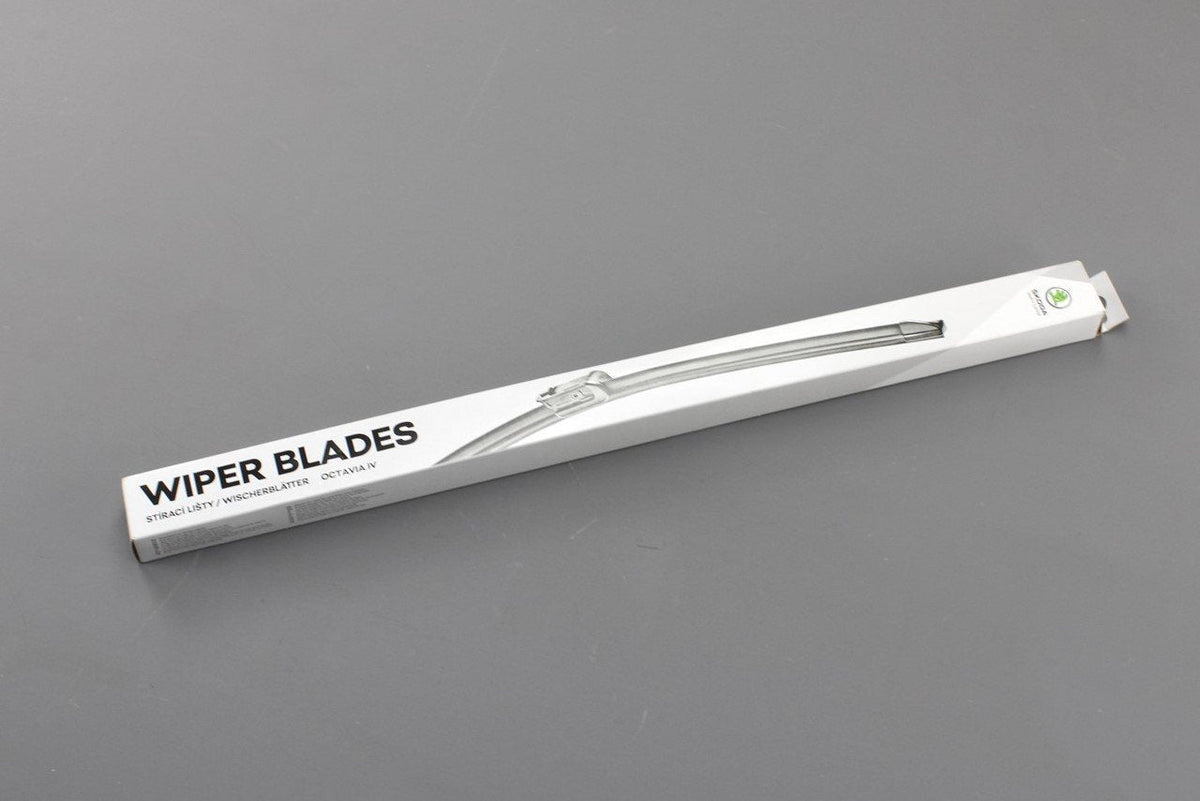 Skoda Octavia 2020-on front windscreen wiper blades set (RHD) 5E8998001, view 1