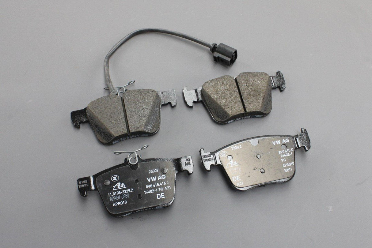 Audi RS3 RSQ3 TTRS rear brake pads for 310mm discs 8V0698451K