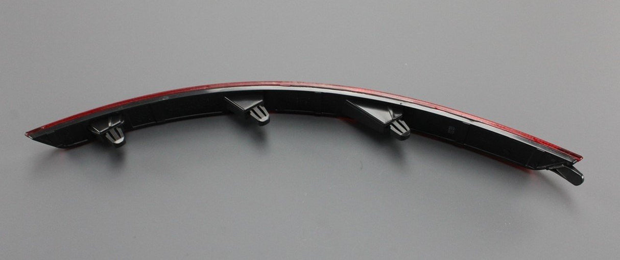 Skoda Superb 2015-on rear bumper reflector (left) 3V5945105