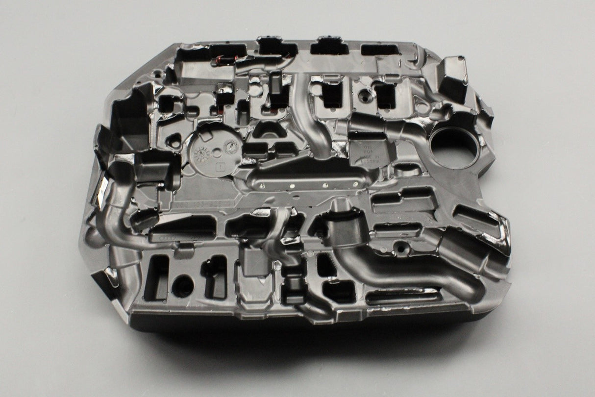 Audi S3 8Y SQ2 2.0 TFSI engine cover 06Q103925G