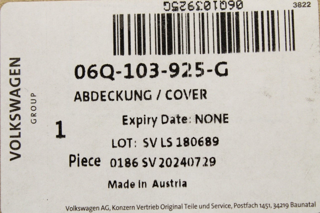 Audi S3 8Y SQ2 2.0 TFSI engine cover 06Q103925G