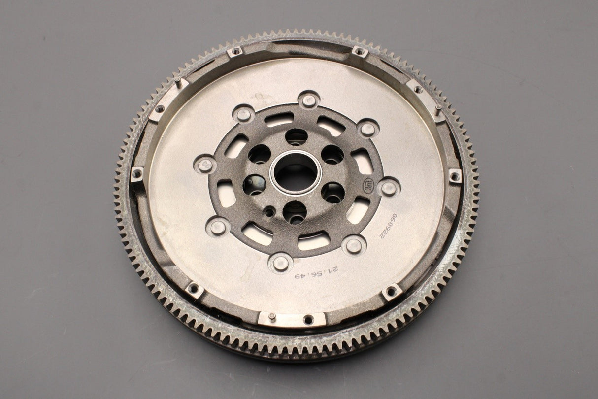 VW Transporter T5.1 T6 SEAT Leon 1.6 2.0 dual mass flywheel 03L105266EB