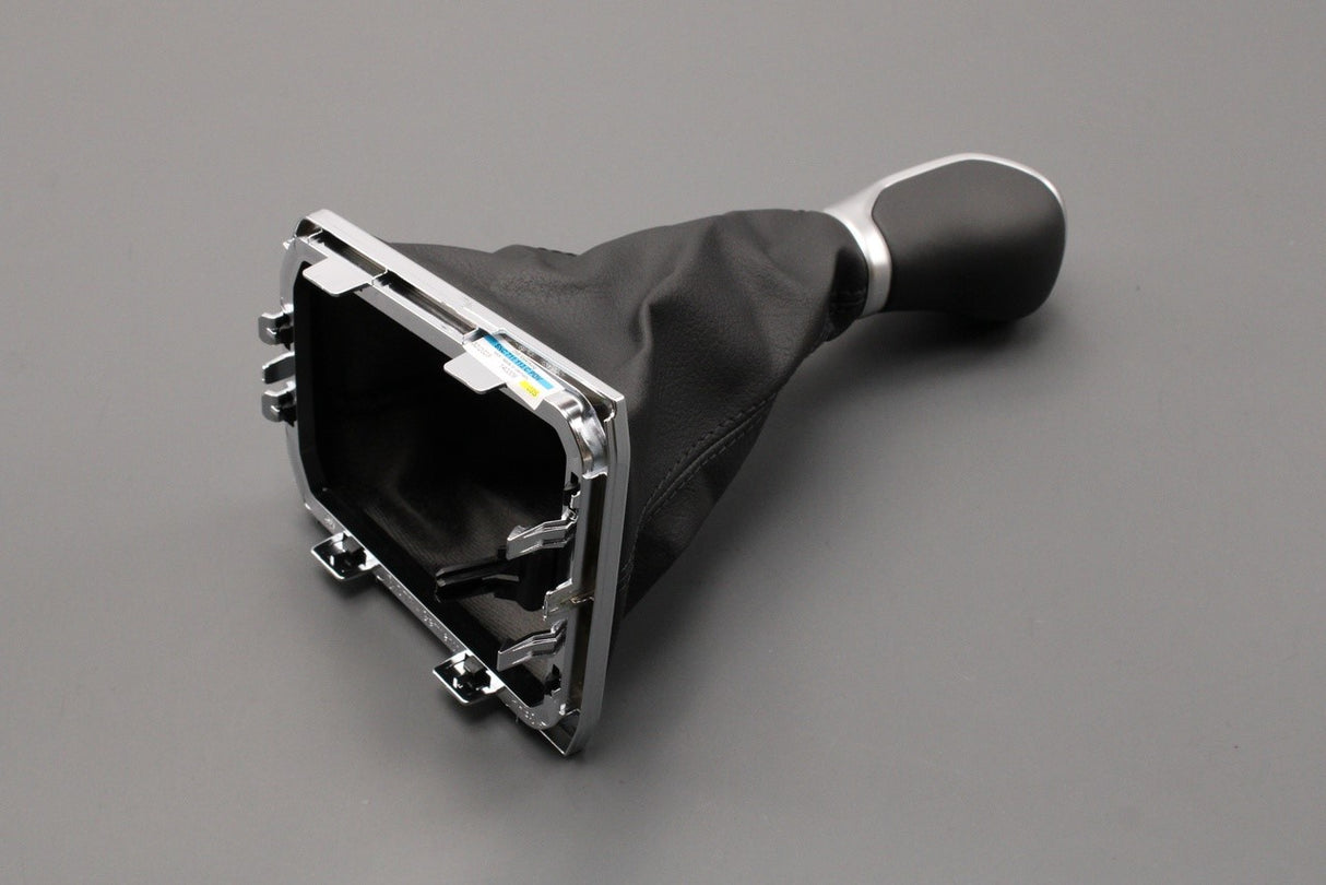 VW Tiguan 2016-2024 6-speed manual gear knob & gaiter 5NC711113C POV