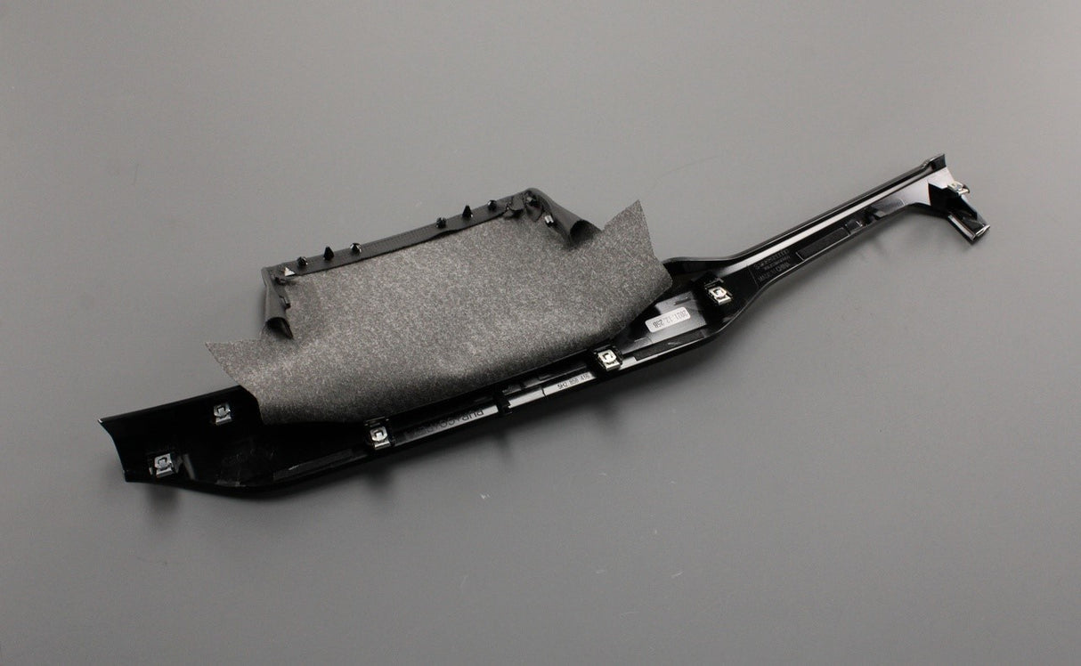 VW Golf MK8 2020-on dashboard trim panel (RHD) 5H2858416B 8W2