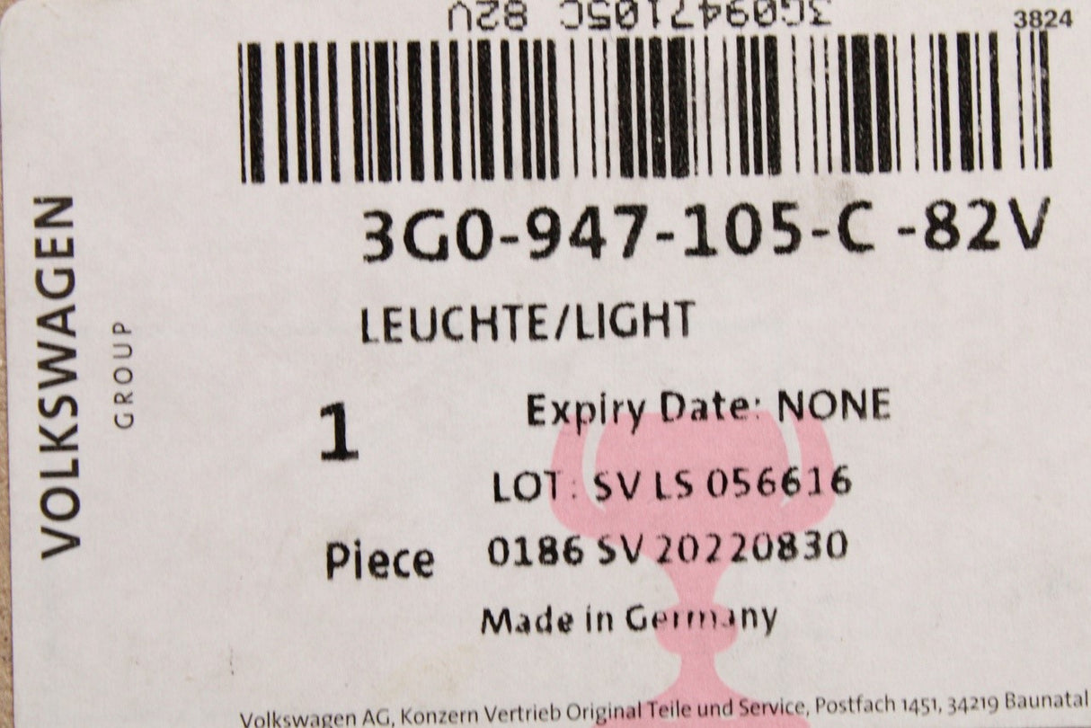 VW Arteon Passat 15-on interior reading light (LED) 3G0947105C 82V