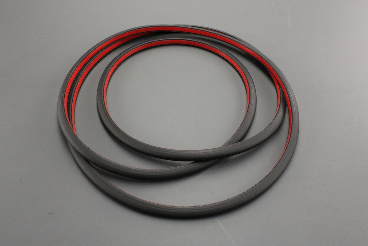 VW ID.4 ID.5 Audi A3 Q4 e-tron outer door seal (front right) 8Y0837912A, view 1