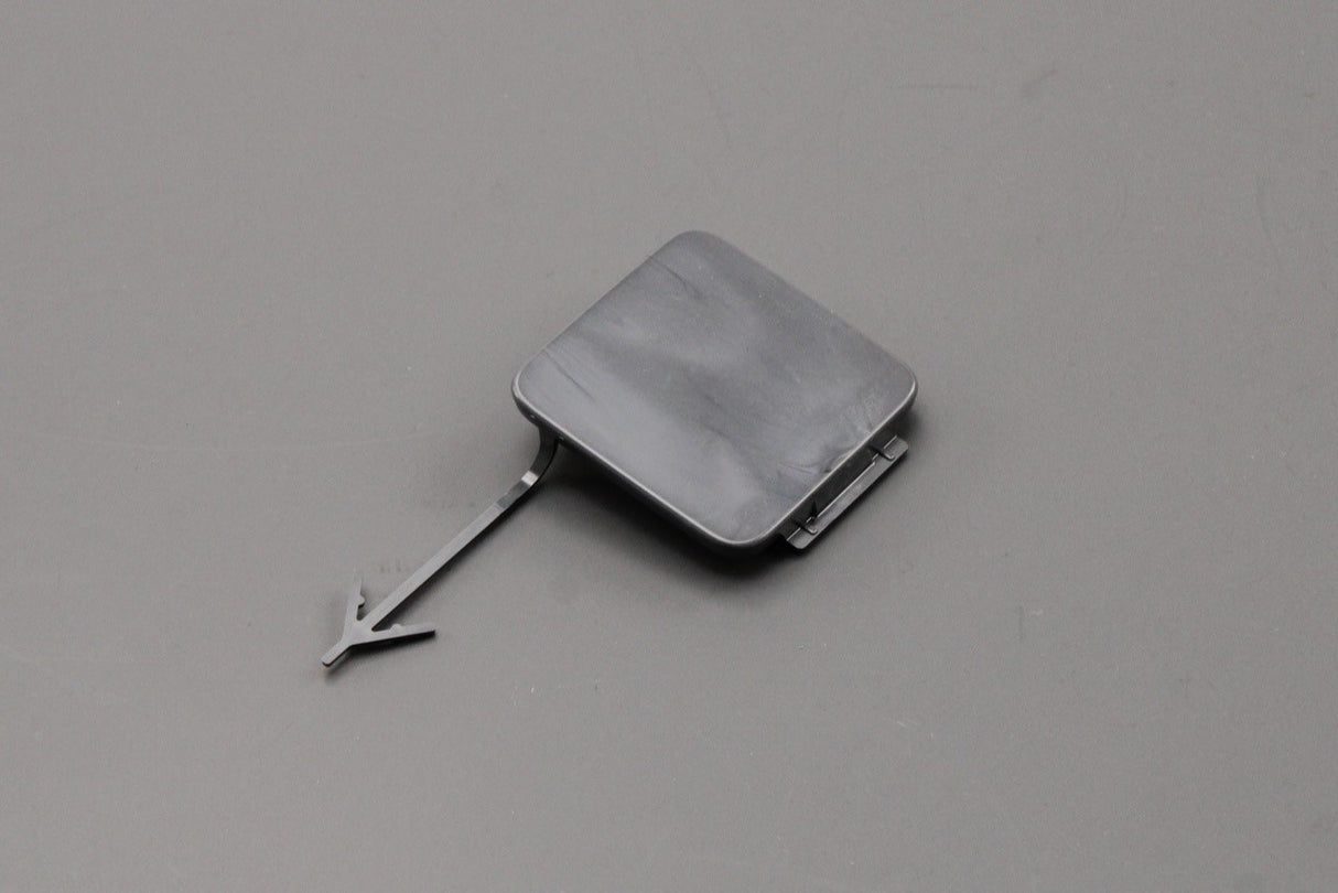 Skoda Octavia VRS 2020-on towing eye cover (rear) 5E7807441A