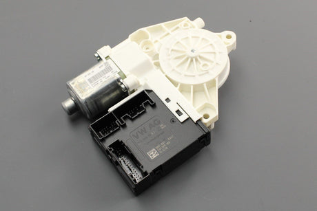 VW Tiguan 2012-18 front left window regulator motor (RHD) 5N0959702J Z06