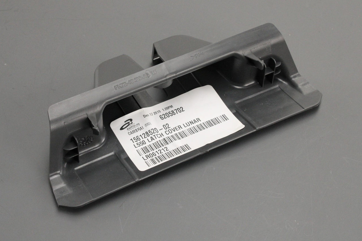 Land Rover Discovery Sport 2015-on boot latch bezel LR061212, view 1