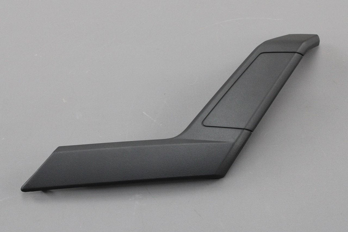 SEAT Ibiza Arona front interior door grab handle trim left 6F0867197B82V, view 1