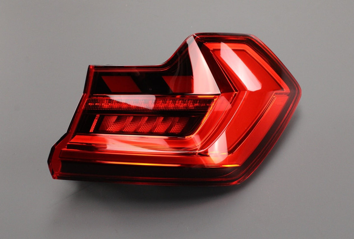 Audi A1 2019-on dynamic LED tail light (outer right) 82A945092C, view 1