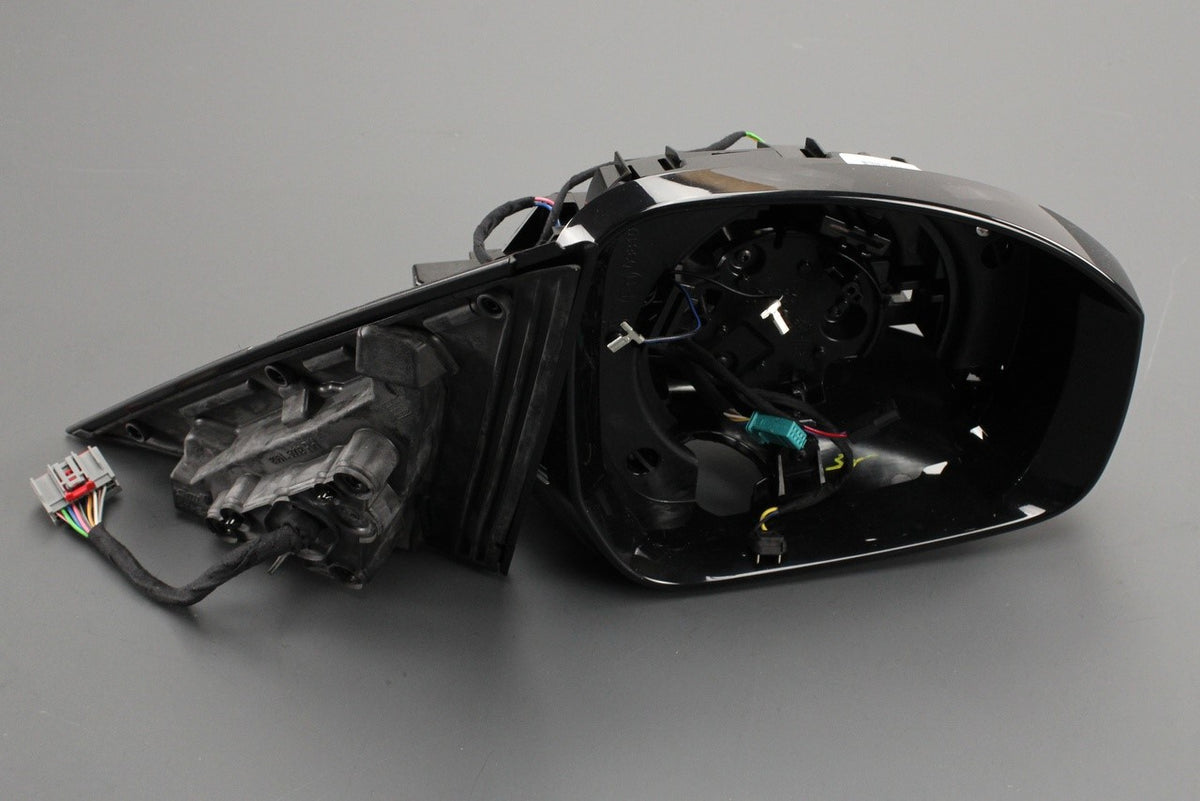Range Rover Sport 2014-22 wing mirror housing (right) LR065387, view 1