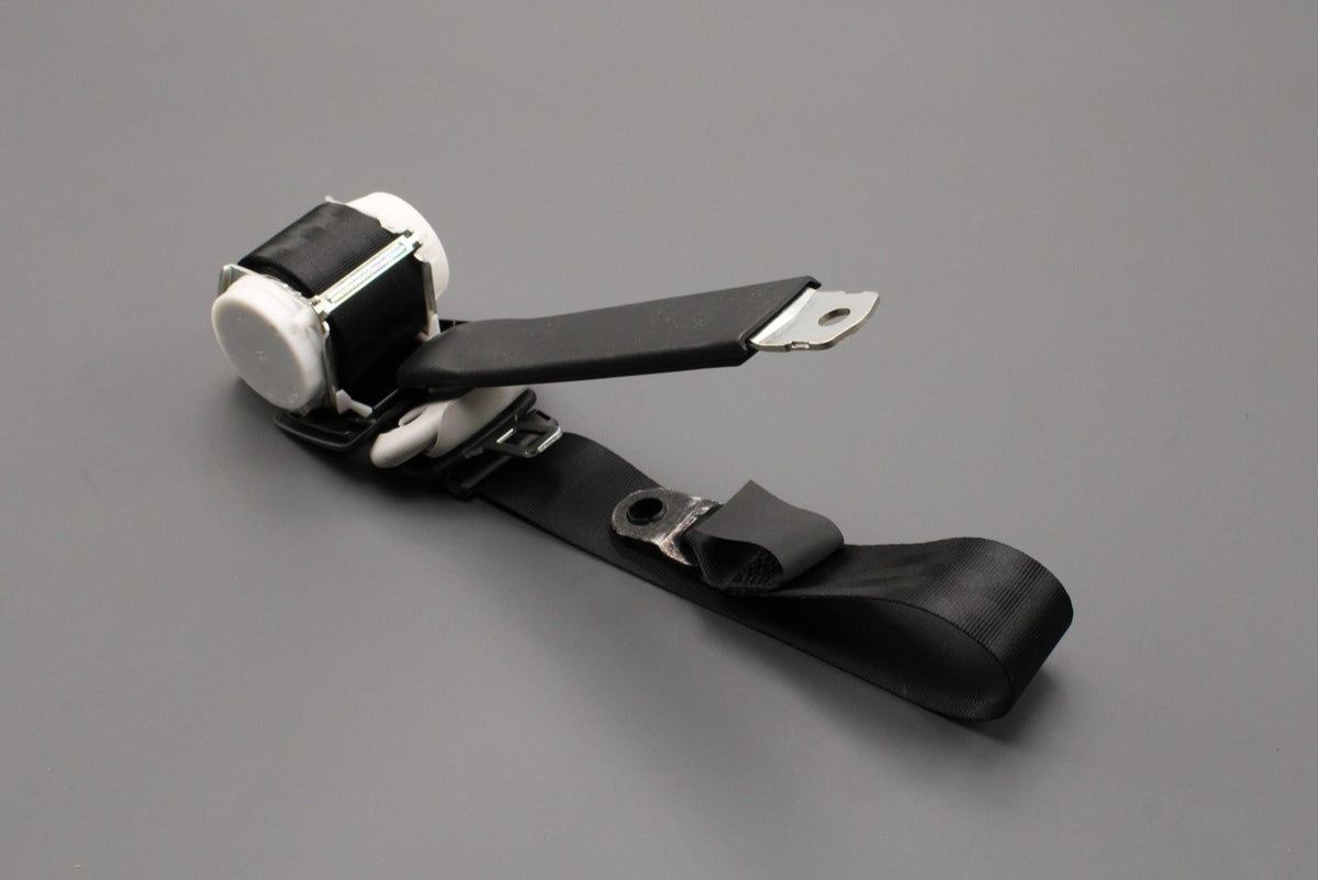 VW Transporter Caravelle 2010-24 seat belt (rear right) 7E9857816 RAA, view 1