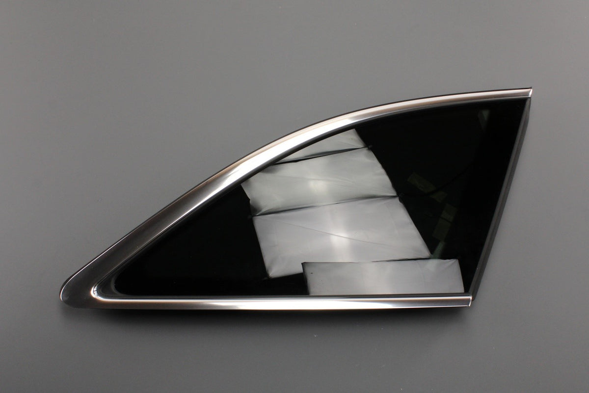 Audi A4 Avant 2016-on rear quarter glass window (right) 8W9845298Q NVB, view 1
