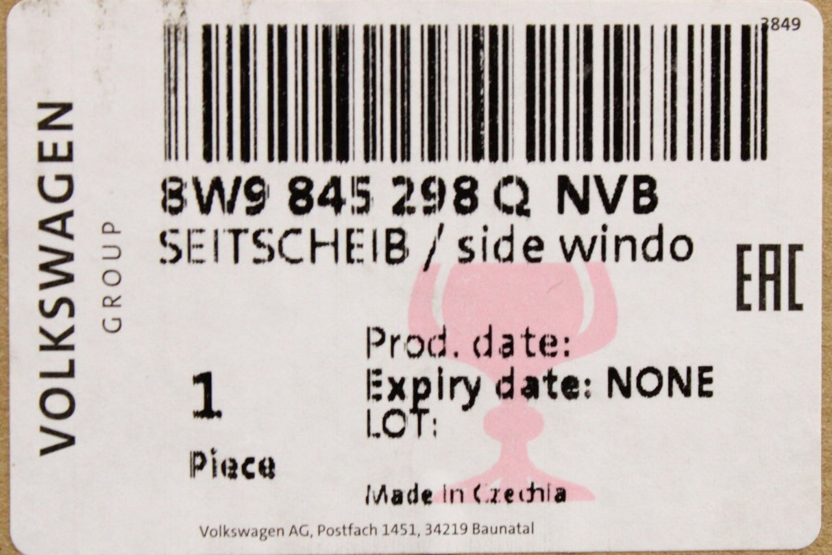 Audi A4 Avant 2016-on rear quarter glass window (right) 8W9845298Q NVB