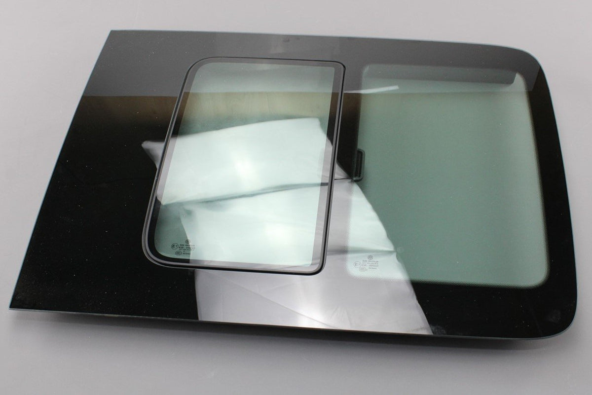 VW Caddy Maxi 2016-21 side sliding window glass (right) 2K5847758ATNVB, view 1