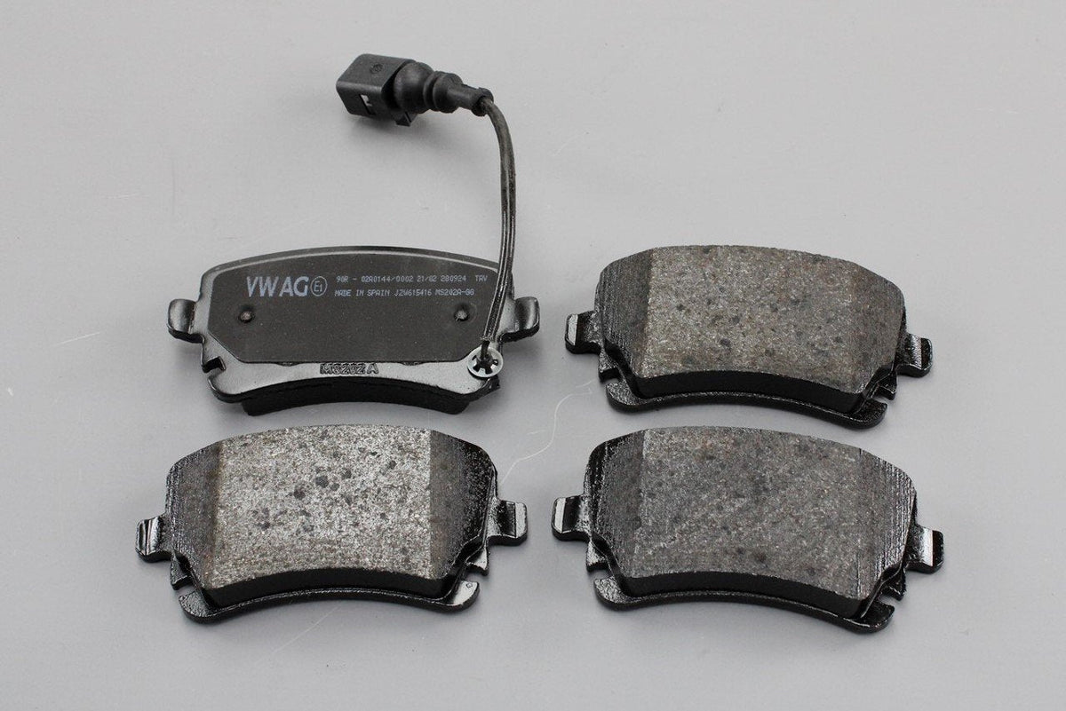 VW Transporter California T5 T5.1 T6 rear brake pads set JZW698451K, view 1
