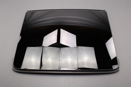 VW Touareg Audi Q7 2016-on panoramic roof glass (rear) 4M0877056E