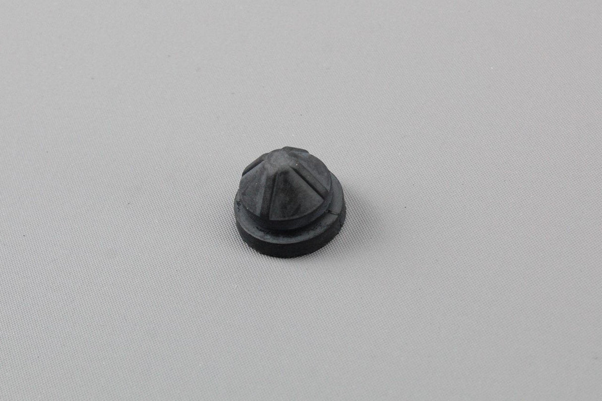 VW Audi Skoda SEAT air intake box grommet (x1) 07C133588P