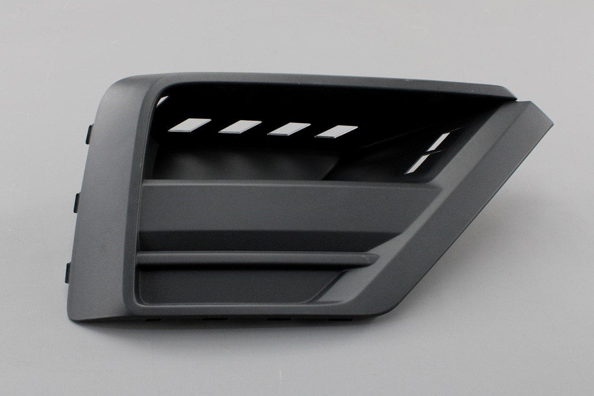 VW Crafter 2017-on lower bumper insert grille (right) 7C0853666 9B9, view 1