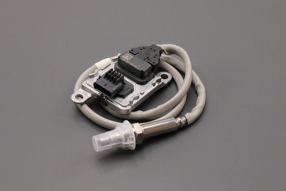 VW Golf MK7.5 Audi Skoda SEAT 2.0 TDI NOx sensor (pre cat) 04L907807BQ, view 1
