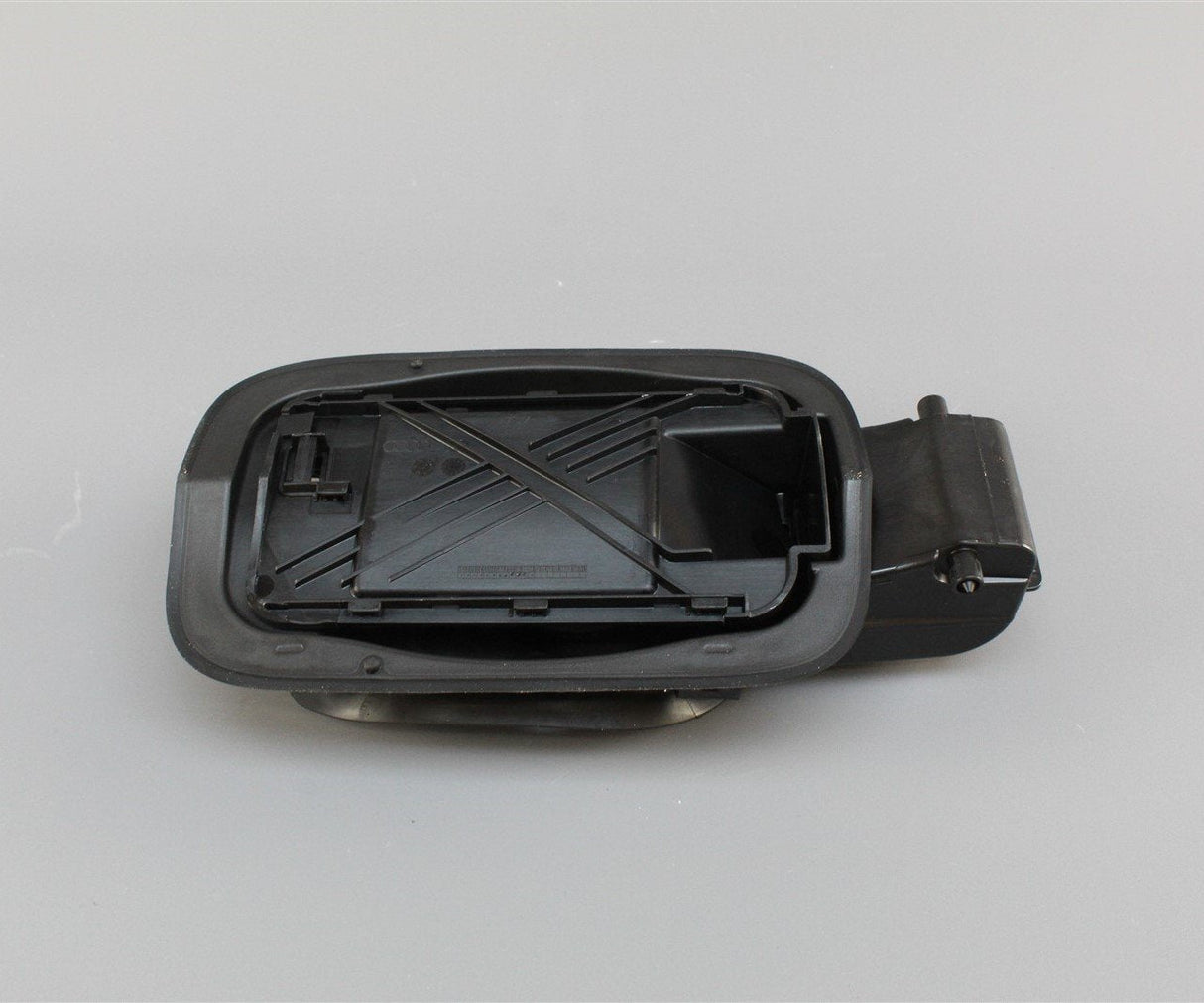 Audi A3 S3 8V 2013-20 3 door only fuel filler flap housing 8V3809906D