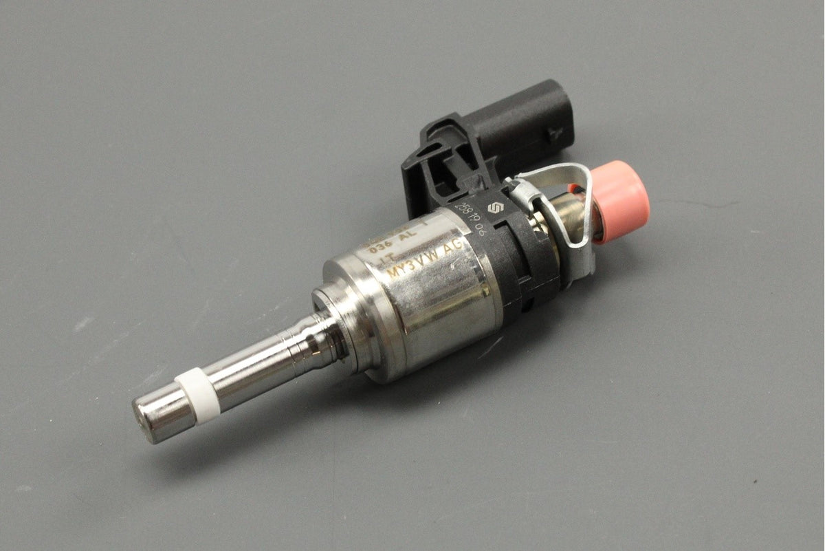 VW Golf Audi A1 Skoda Fabia SEAT injector (1.0 1.2 1.4 TSI) 04E906036AL, view 1